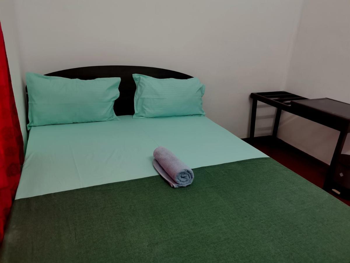 Nallur Holidays Inn Jaffna Exteriör bild