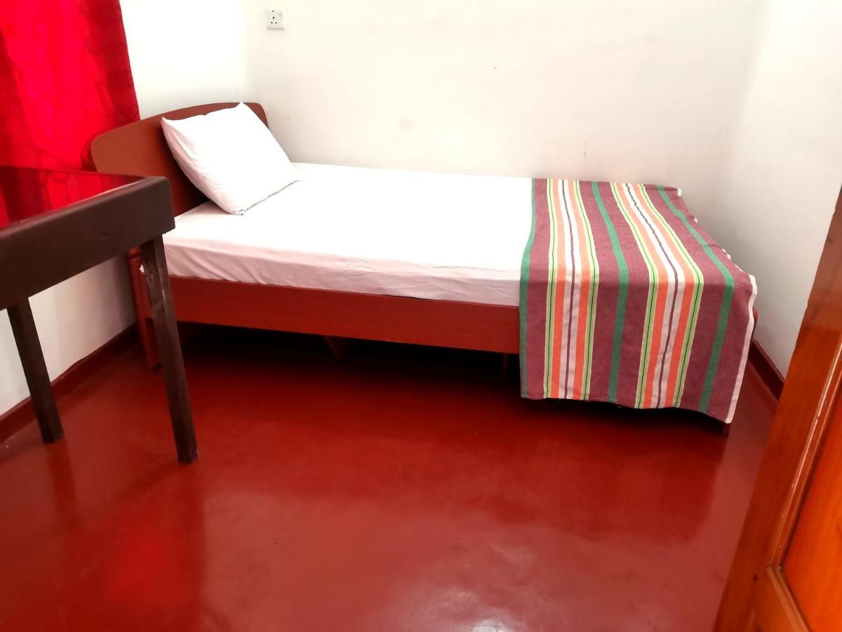 Nallur Holidays Inn Jaffna Exteriör bild