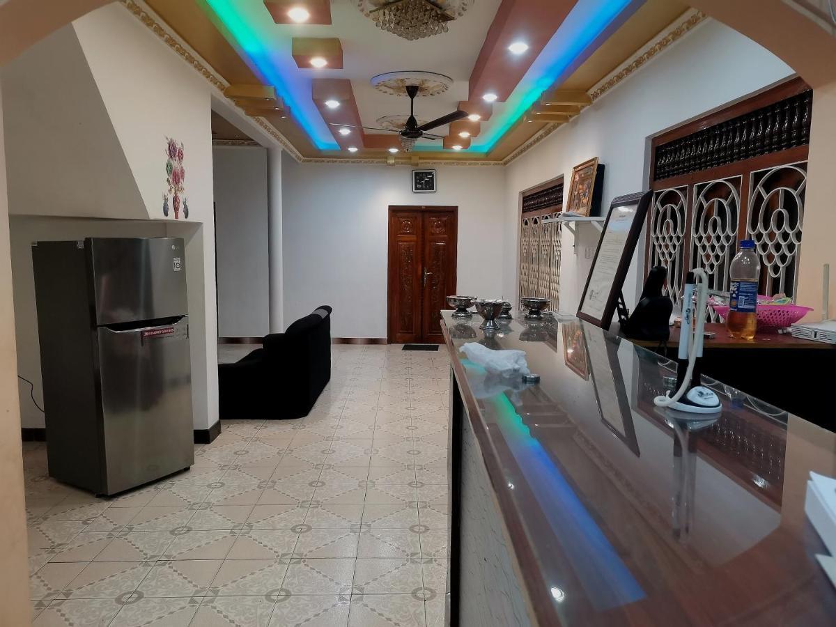Nallur Holidays Inn Jaffna Exteriör bild