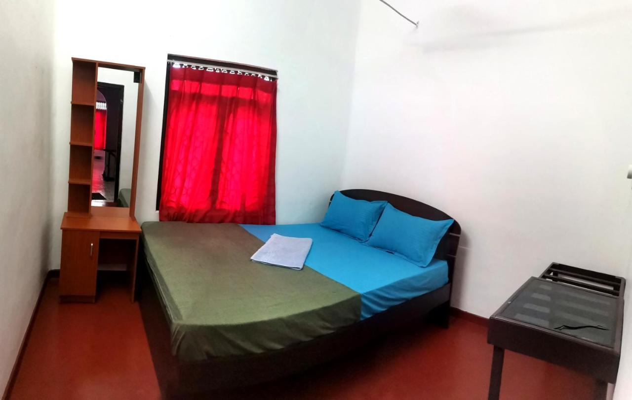 Nallur Holidays Inn Jaffna Exteriör bild