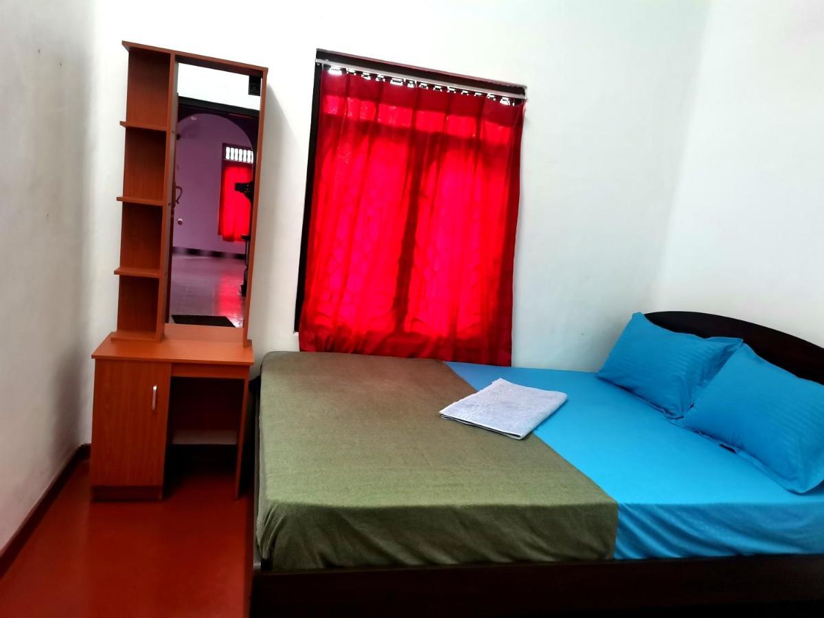 Nallur Holidays Inn Jaffna Exteriör bild