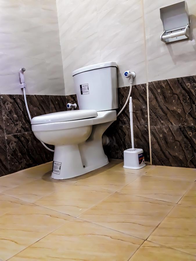 Nallur Holidays Inn Jaffna Exteriör bild